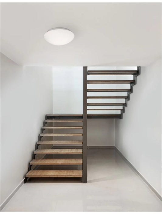 Plafoniera structura din Metal Alb si abajur din Sticla Alb H10.5xL23cm IP20 BREST