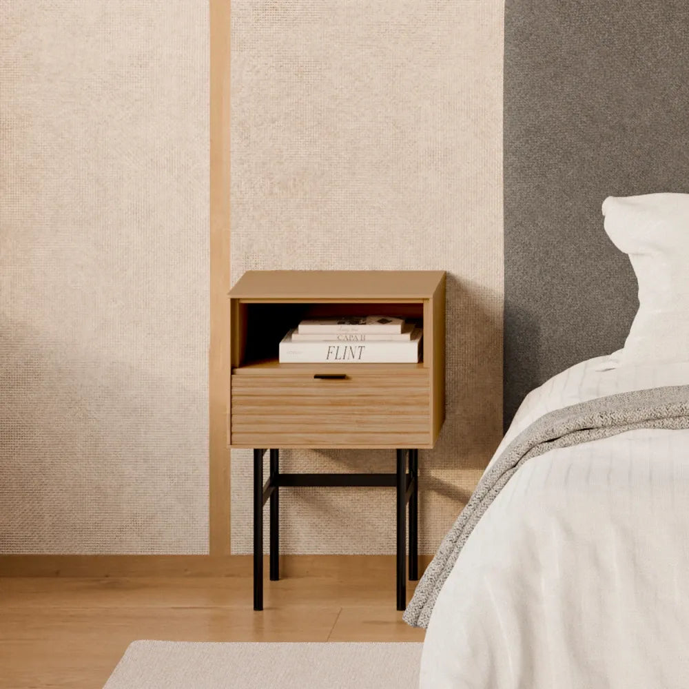 Noptiera cu sertar Tulsa de culoare natural L40xH63cm