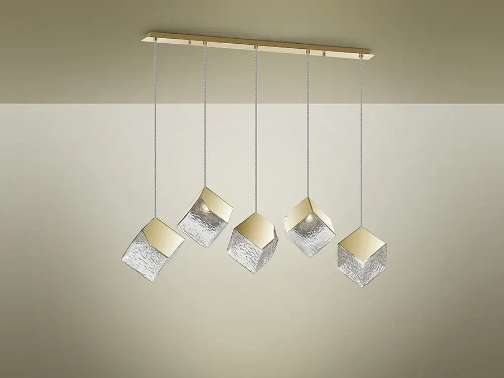 Lustra cu 5 becuri din Metal Auriu si Sticla Transparent L116xH150cm Priscila