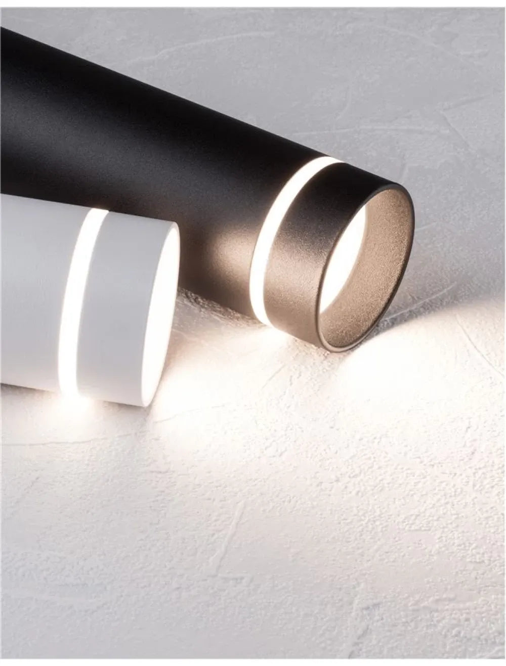 Pendul din Aluminiu Negru H150xL6cm IP20 ESCA