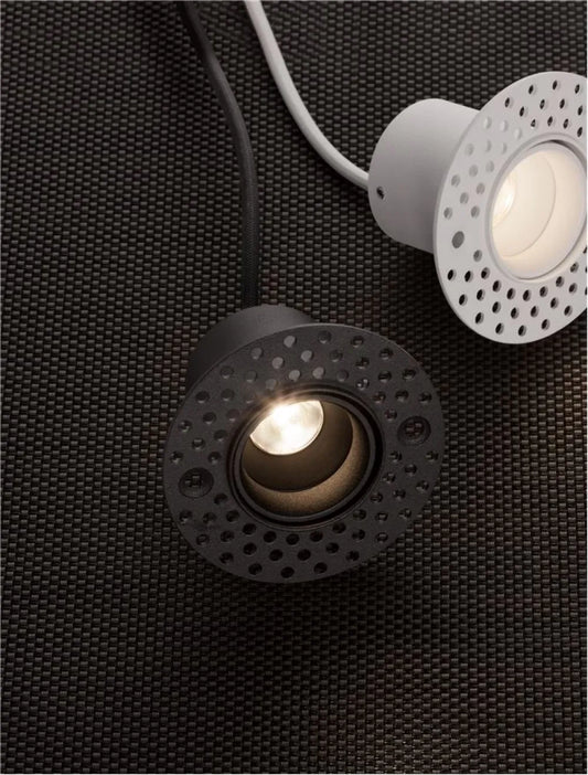 Spot incastrat din Aluminiu Negru H5xL6.8cm IP20 3W 214lm 3000k UHO
