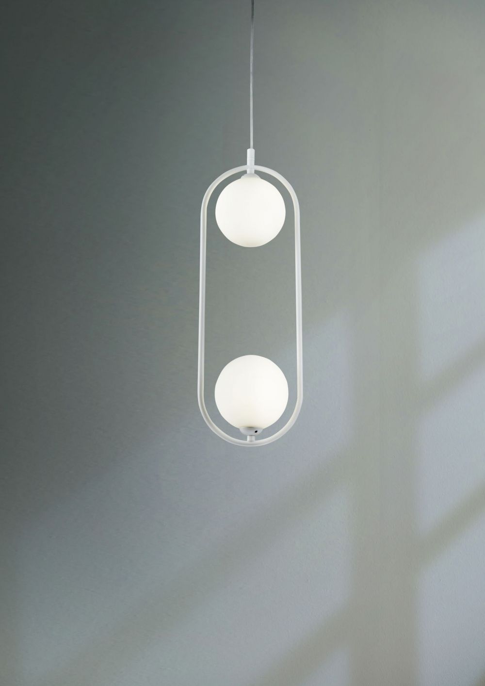 Pendul cu inaltime reglabila din Sticla Alb cu 2 becuri L17x12xH204cm Ring