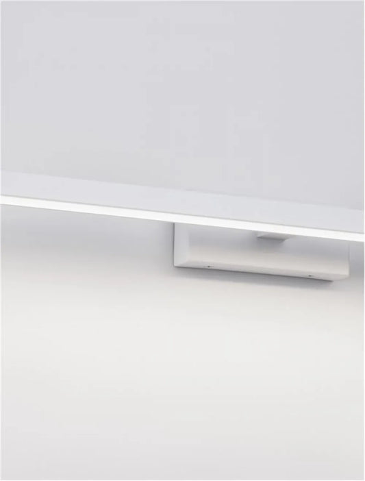 Aplica de perete structura din Aluminiu Alb si abajur din Acrilic Alb H7.5xL63cm IP44 18W 1513lm 3000k FLAT