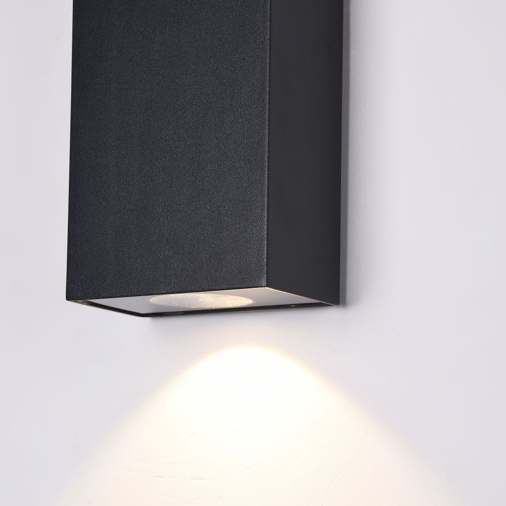 Aplica de perete pentru exterior din Metal Negru cu LED L9x5xH16cm Times Square