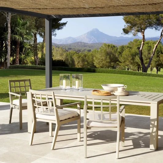 Scaun de exterior din Metal Bej si Stofa Alb H88.5xL64.5xA65cm Cap-Ferrat Eichholtz