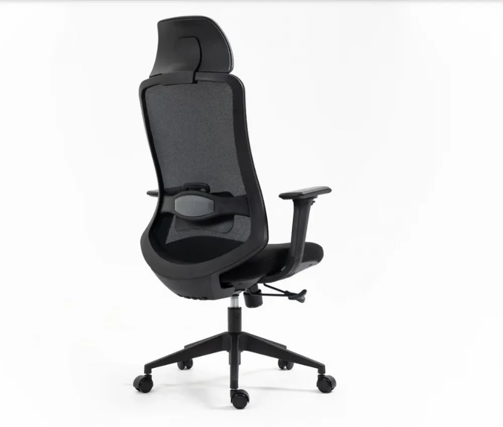 Scaun de birou cu inaltime reglabila tapitat cu Stofa/plasa Negru cu picioare din Plastic Negru H120-132xL64xA49cm Ergon