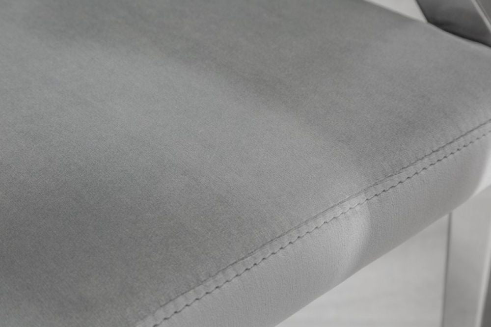 Scaun din Otel inoxidabil si Catifea Gri cu picioare Argintii H92xL62xA60cm Barock