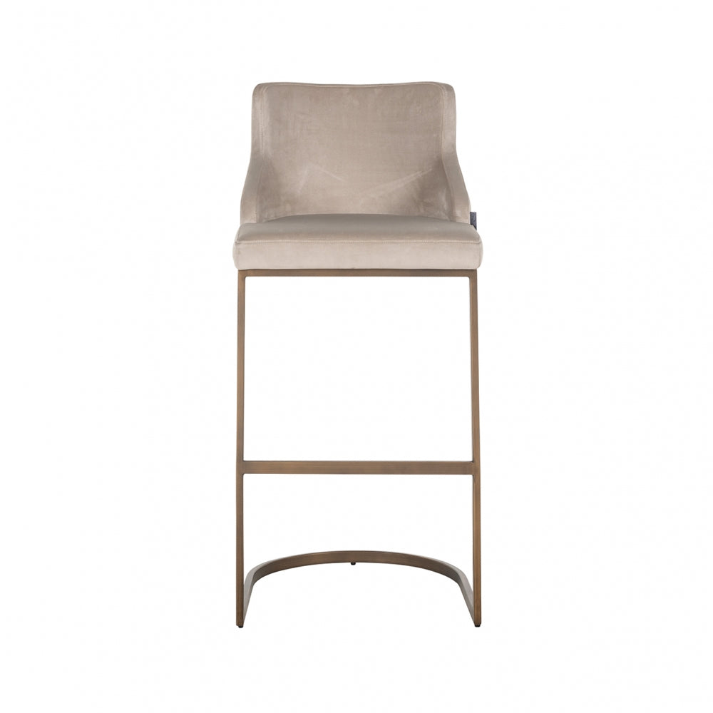 Scaun de bar tapitat cu Catifea Bej cu picioare din Metal Alama H103xL51xA51cm Bolton Richmond Interiors