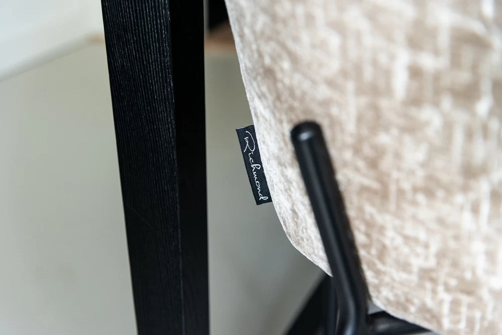 Scaun tapitat cu Stofa Bej cu picioare din Metal Negru H79xL57xA61cm Fay Richmond Interiors