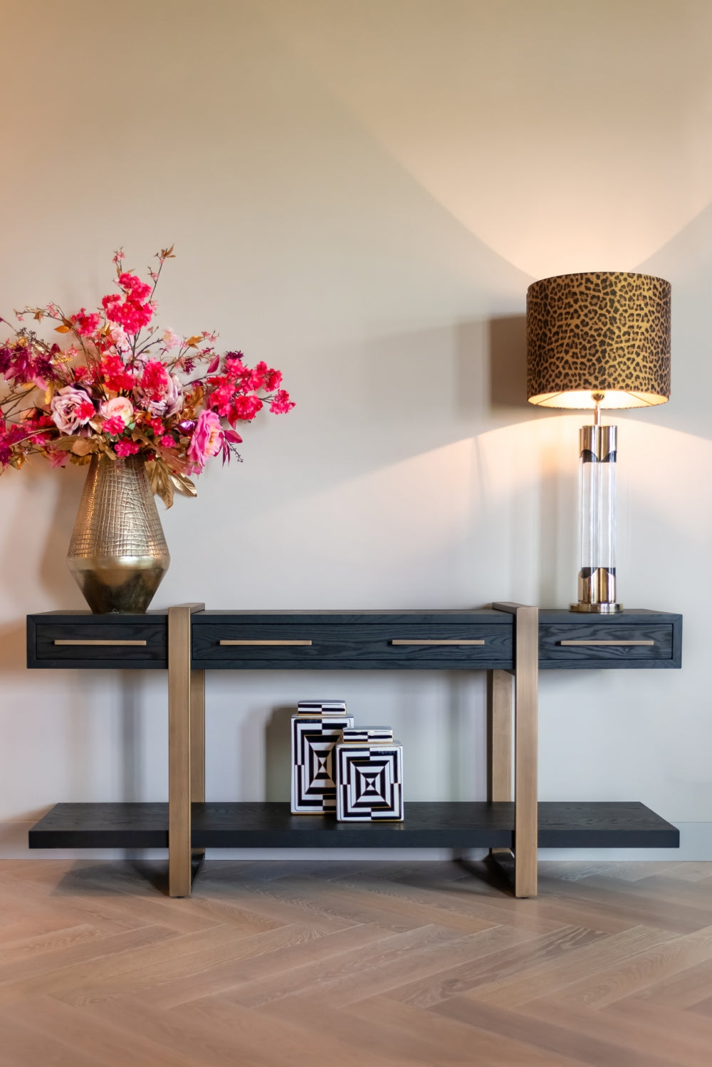 Comoda din Metal si Furnir de stejar Bronz/Negru L180xH80cm Cambon Richmond Interiors