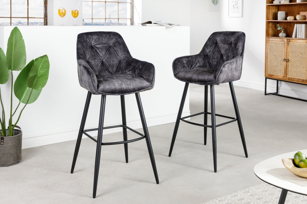Scaun de bar tapitat cu Catifea Gri cu picioare din Metal Negru H107xL51xA54cm Milano