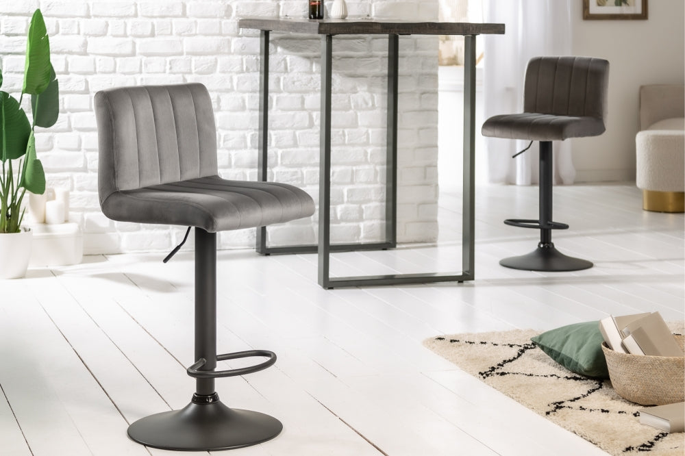 Scaun de bar cu inaltime reglabila tapitat cu Catifea Gri cu picioare din Metal Negru H88-109xL42xA49cm Portland