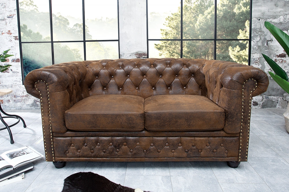 Canapea fixa de 2 locuri tapitata cu Microfibra Maro antichizat L150cm Chesterfield