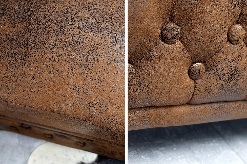 Fotoliu tapitat cu Microfibra Maro cu picioare din Lemn masiv Negru H73xL110xA85cm Chesterfield