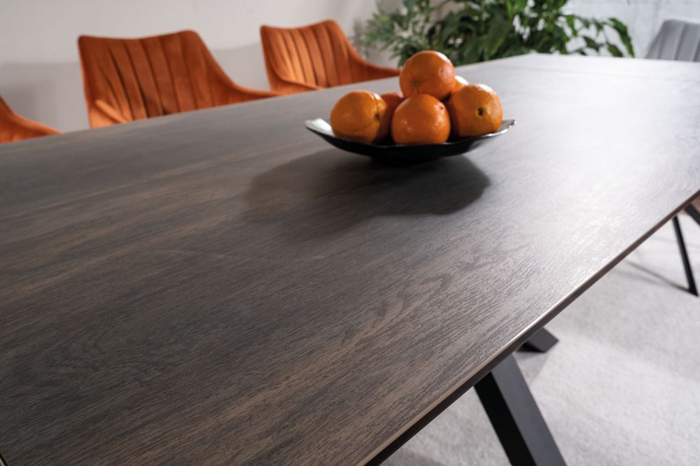 Masa extensibila cu blat din Sticla securizata cu efect de lemn cu picioare din Metal Negru L160x240cm Columbus
