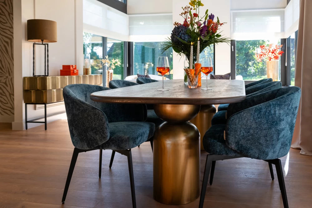 Masa Dreptunghiulara de 6 persoane din Lemn de salcam Maro si Metal Alama L230xH78cm Cavo Richmond Interiors