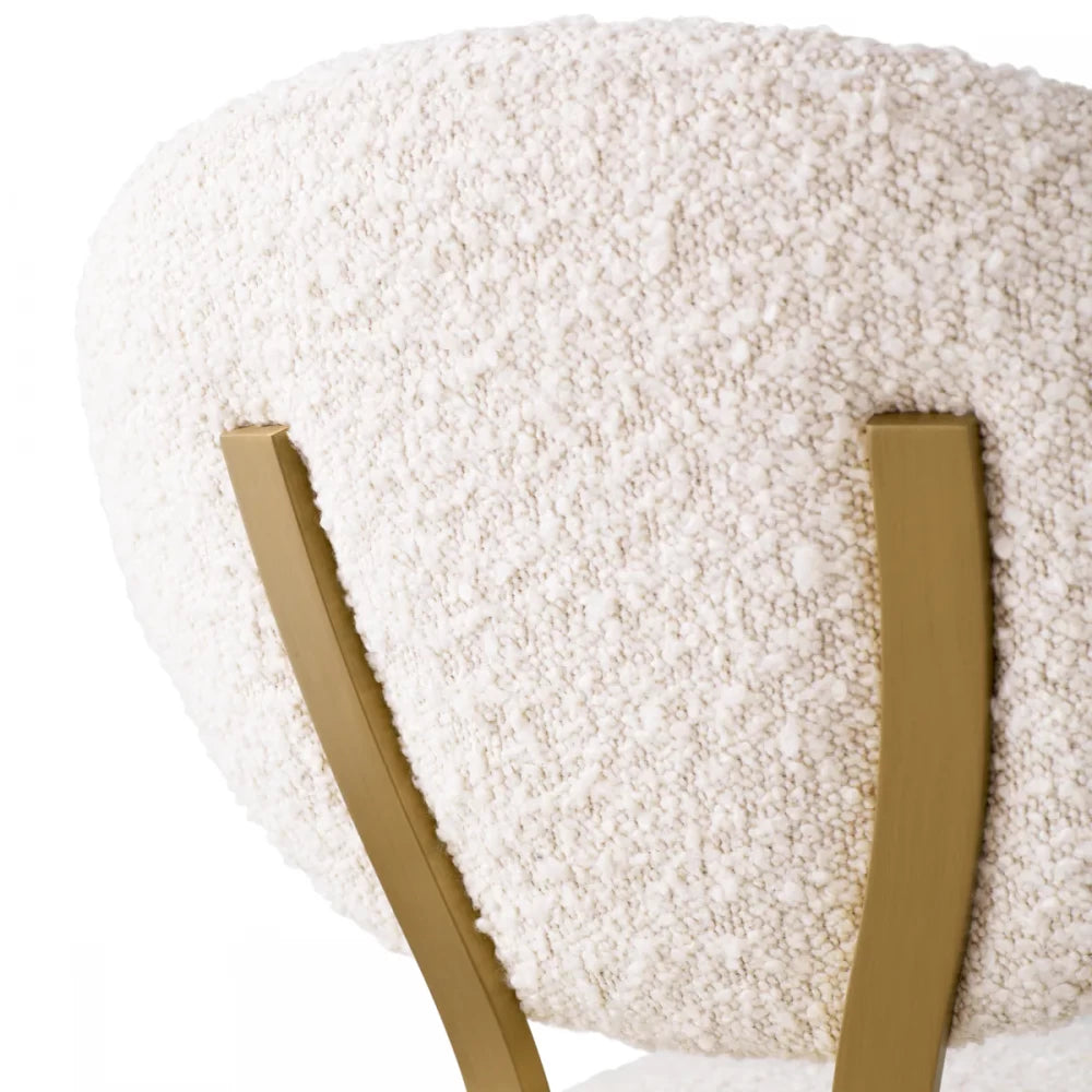 Scaun de bar tapitat cu Stofa boucle Crem cu picioare din Otel inoxidabil Alama H106xL50xA55cm Dorrego Eichholtz