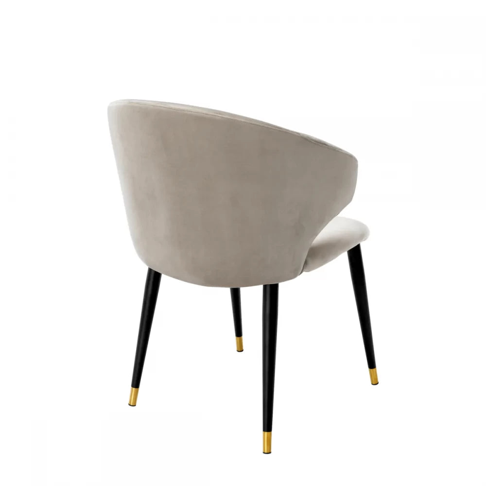 Scaun cu brate tapitat cu Catifea Bej cu picioare din Metal Negru/Auriu H82xL57xA64cm Volante Eichholtz