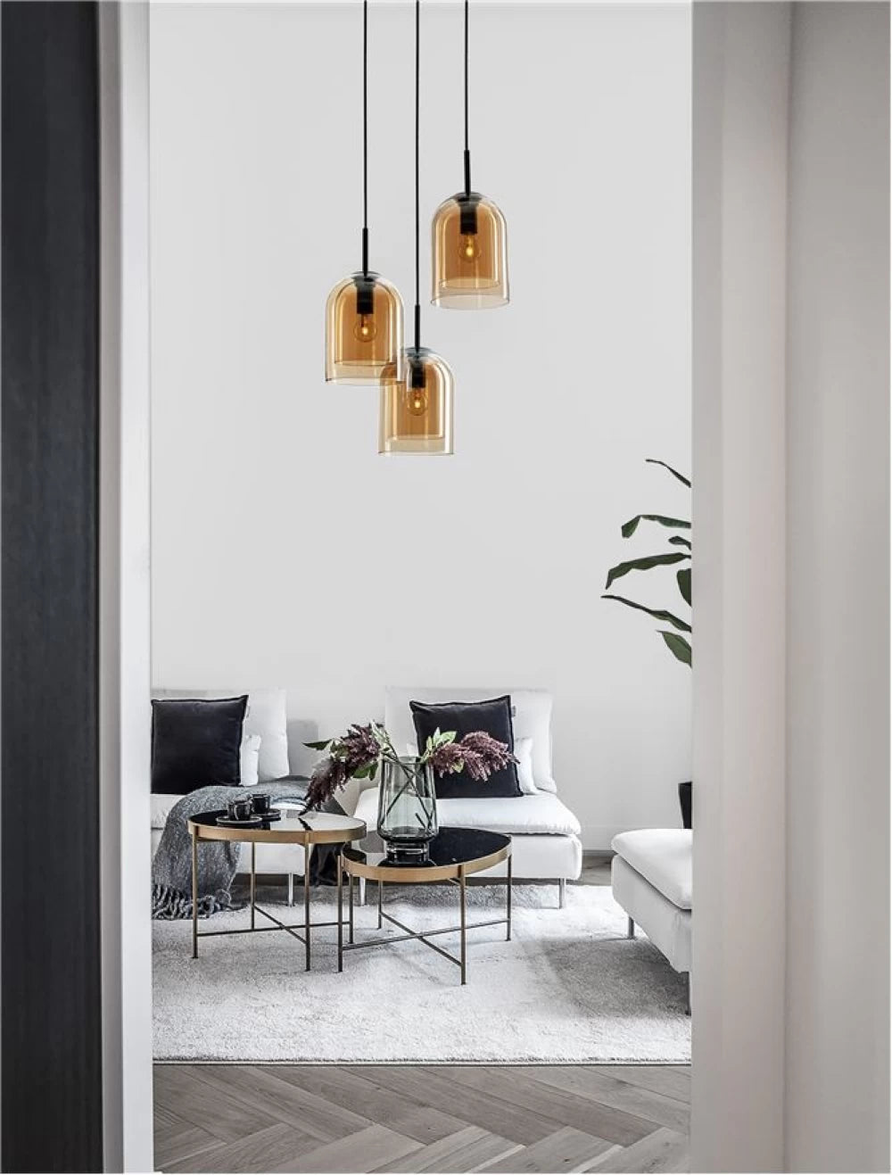 Candelabru structura din Metal Negru si abajur din Sticla Auriu H185xL30cm IP20 VELOR