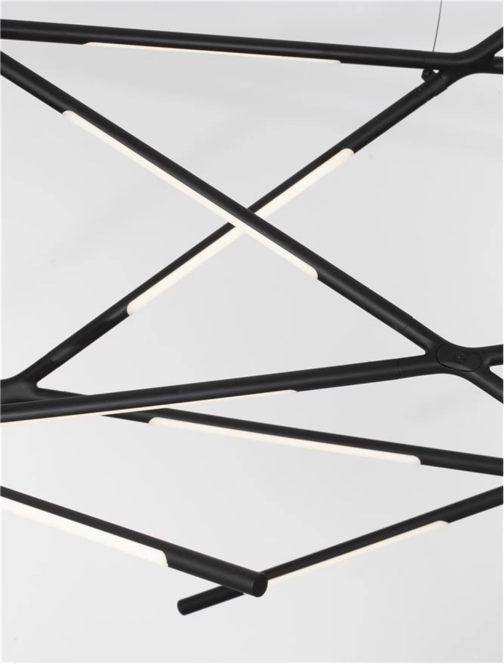 Lustra structura din Metal Negru si abajur din Acrilic Alb H200xL180.5cm IP20 109W 6868lm 3000k RACCIO