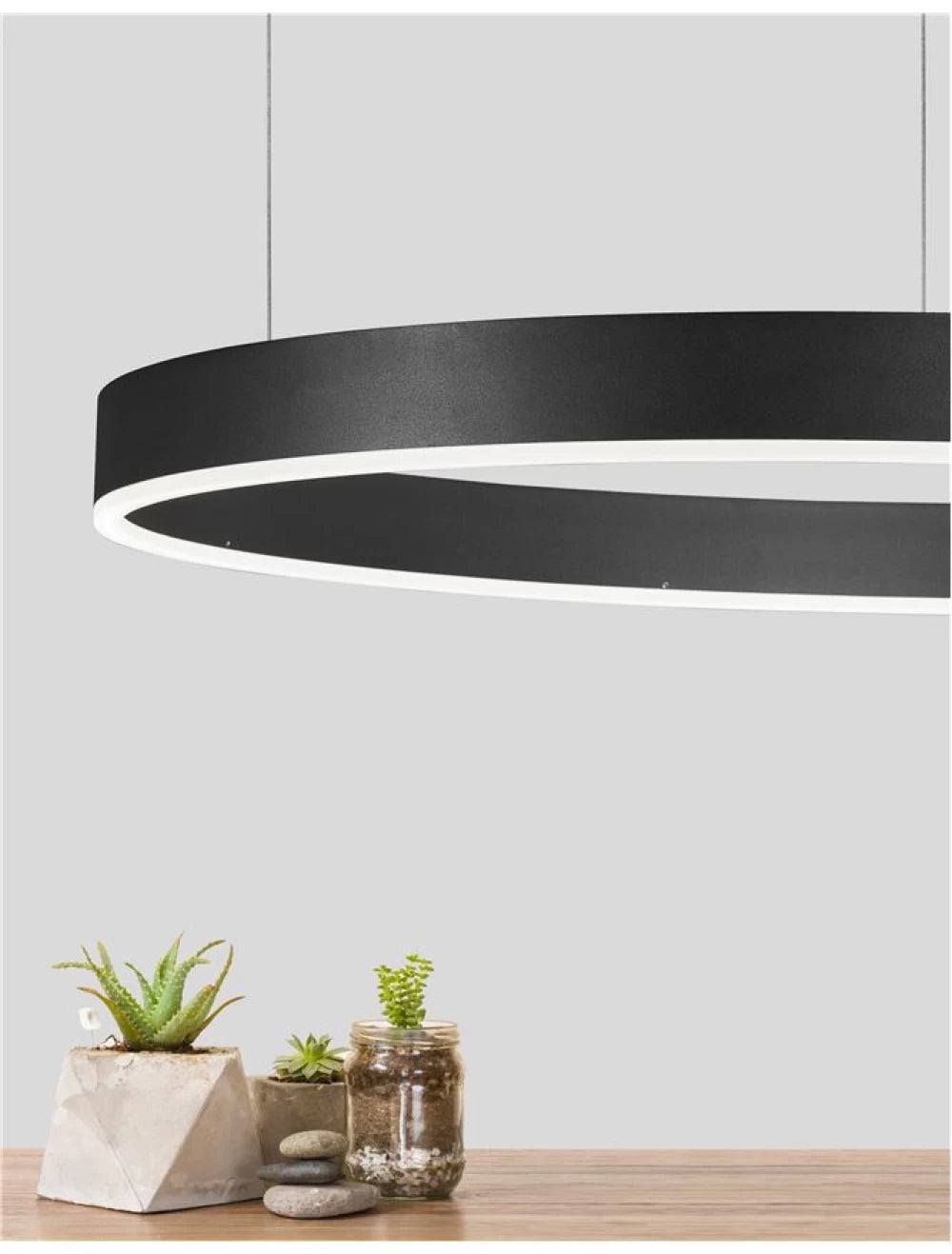 Lustra din Aluminiu Negru H200xL80cm IP20 50W 3684lm 3000k MOTIF