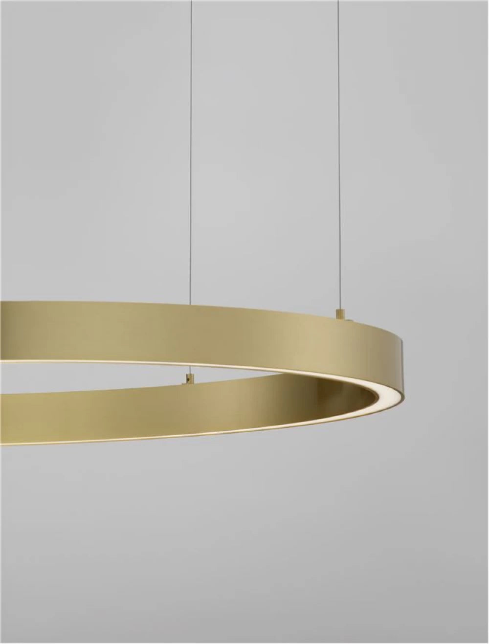 Lustra structura din Aluminiu Bronz si abajur din Acrilic Alb H200xL100cm IP20 60W 3389lm 3000k STING