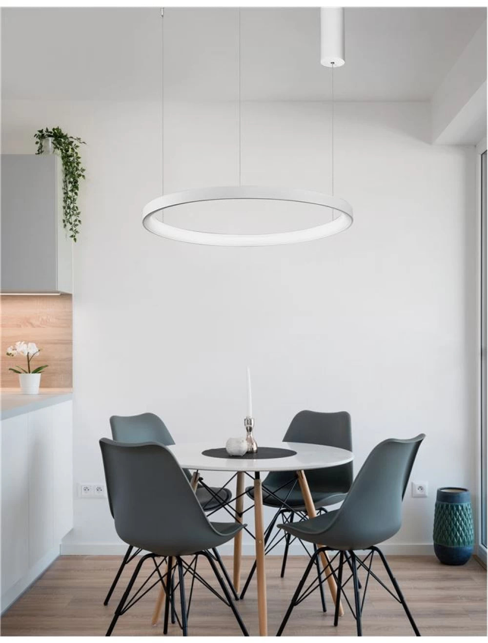 Lustra structura din Aluminiu Alb si abajur din Acrilic  H150xL48cm IP20 38W 2175lm 3000k PERTINO