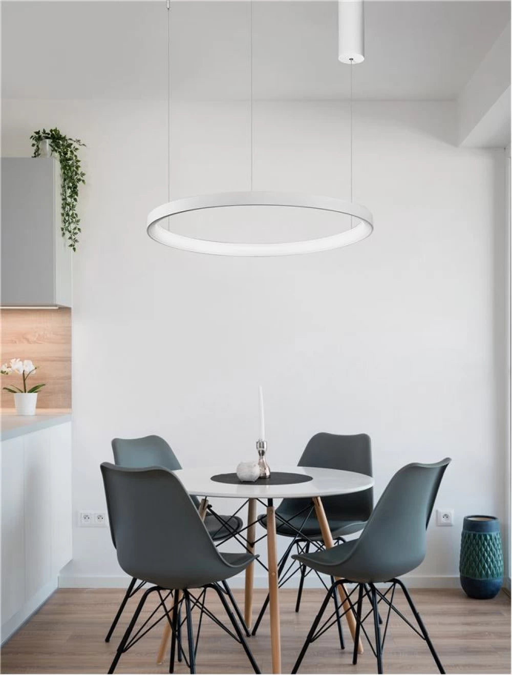 Lustra structura din Aluminiu Alb si abajur din Acrilic  H150xL48cm IP20 38W 2175lm 2700k PERTINO