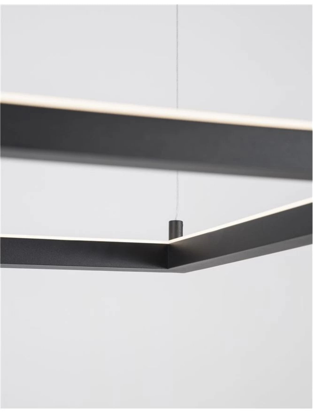 Lustra din Aluminiu Negru H120xL50cm IP20 30W 2188lm 3000k ETERNA