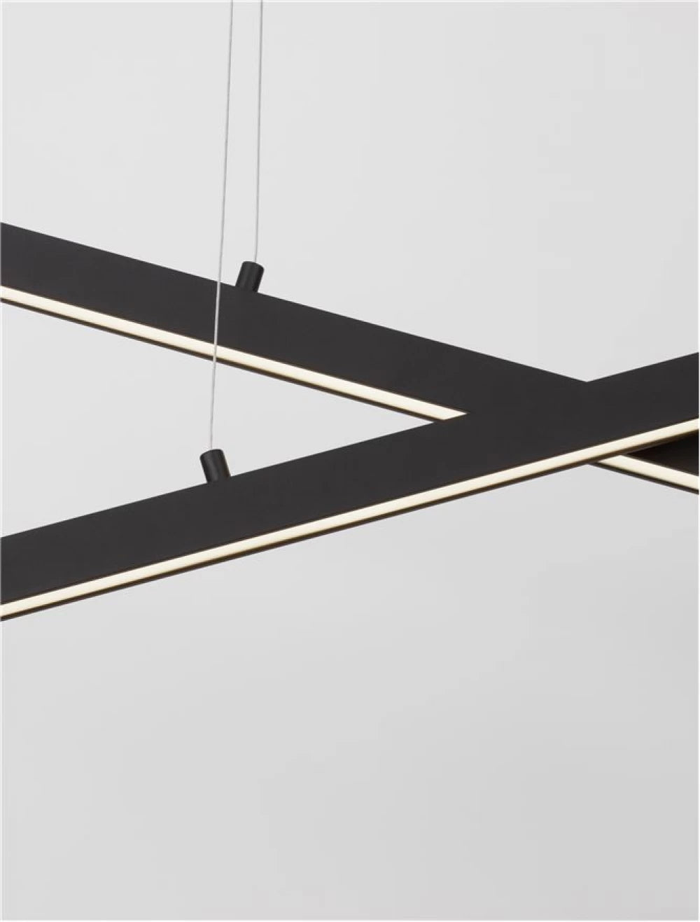 Lustra din Aluminiu Negru H120xL100cm IP20 40W 1428lm 3000k X-LINE