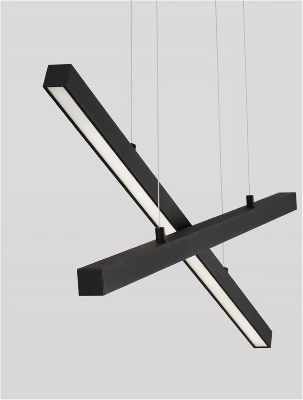 Lustra din Aluminiu Negru H120xL100cm IP20 40W 1428lm 3000k X-LINE