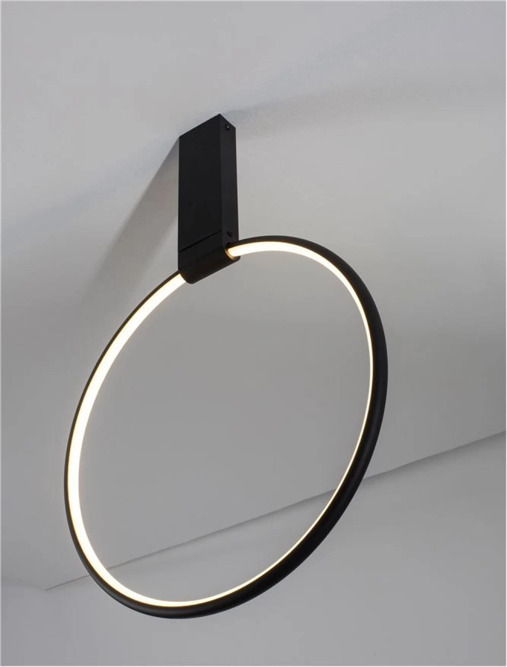 Plafoniera din Aluminiu Negru H20xL40cm IP20 30W 1354lm 3000k GARVE