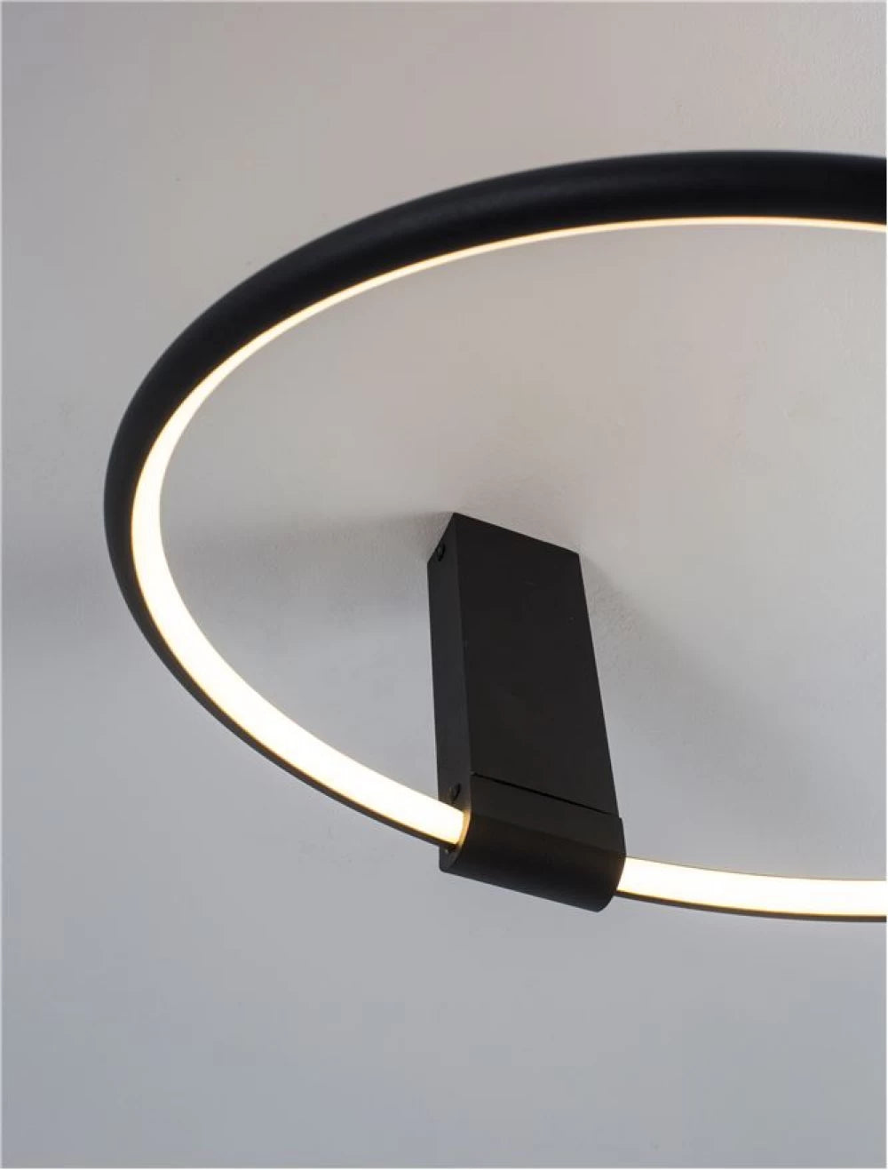 Plafoniera din Aluminiu Negru H20xL40cm IP20 30W 1354lm 3000k GARVE