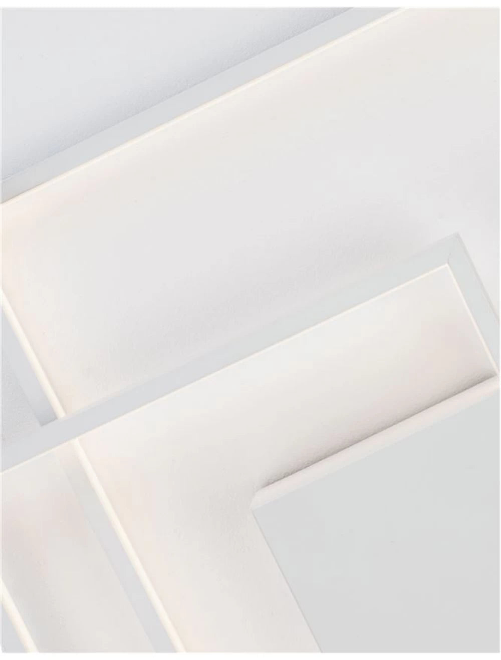 Plafoniera structura din Aluminiu Alb si abajur din Acrilic  H6xL42.5cm IP20 30W 2030lm 3000k PORTO