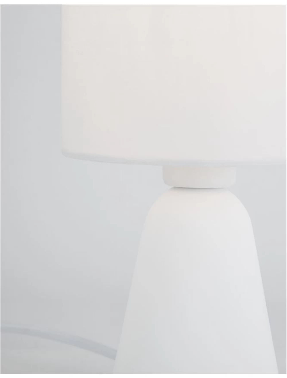 Veioza structura din Beton Alb si abajur din Textil Alb H22.5xL12cm IP20 ZERO