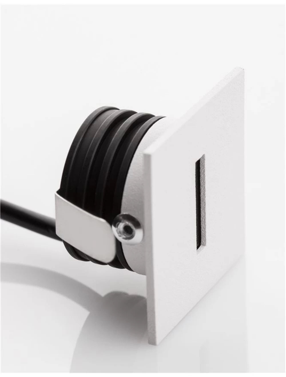 Spot incastrat din Aluminiu Alb H3.7xL3.7cm IP54 1W 70lm 3000k PASSAGGIO