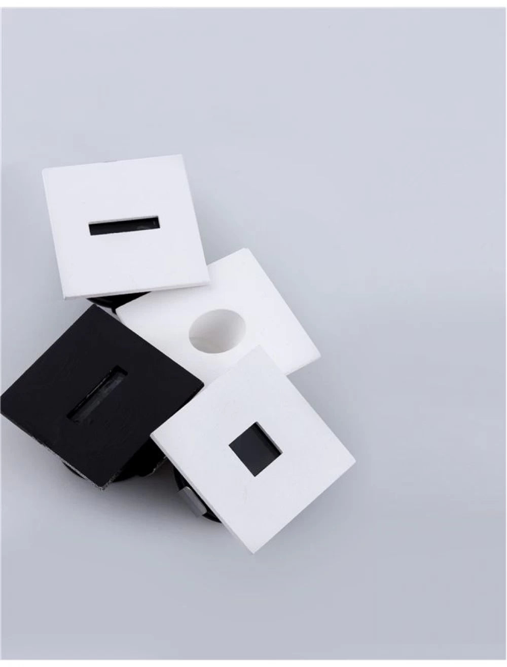 Spot incastrat pentru scari din Aluminiu Alb H3.9xL3.9cm IP54 1W 70lm 3000k PASSAGGIO