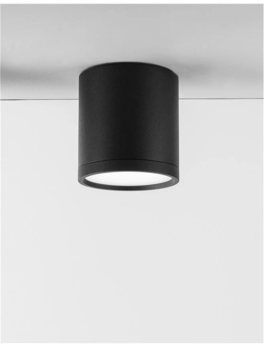 Spot aplicat din Aluminiu Negru H7.5xL7cm IP20 7W 570lm 4000k GARF