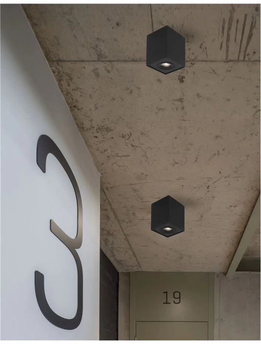 Spot aplicat din Aluminiu Negru H9xL8cm IP20 LED GU10 RENDE