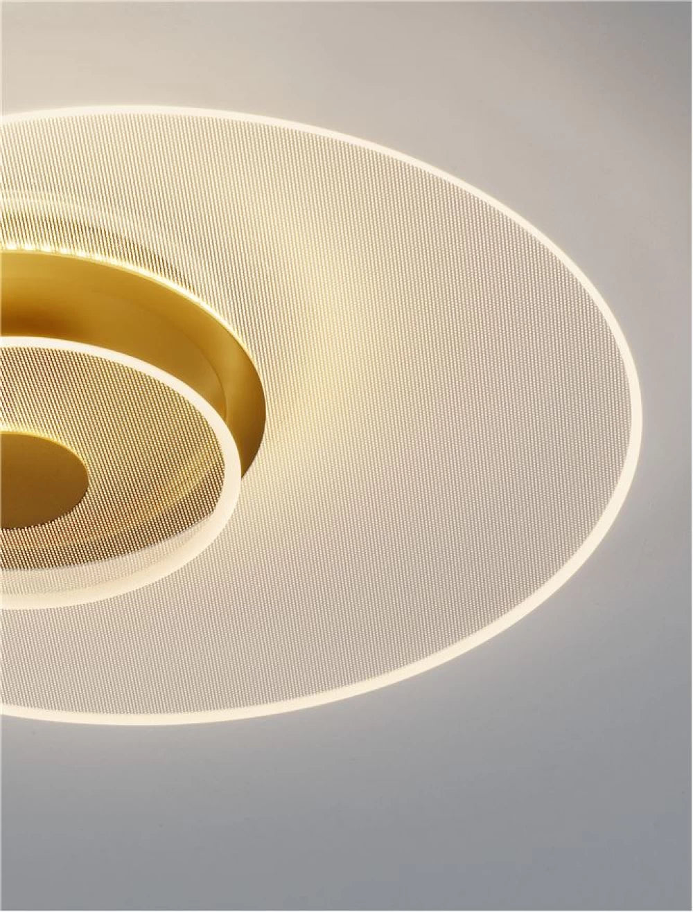 Plafoniera din Metal Auriu si abajur din Acrilic Transparent H10xD50cm IP20 Valentin