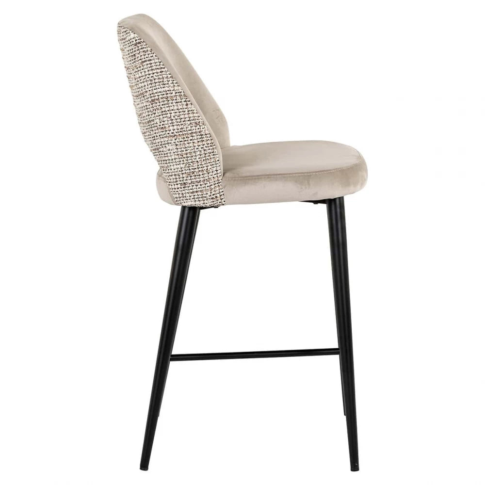 Scaun de insula tapitat cu Catifea/Stofa Bej cu picioare din Metal Negru H98.5xL47xA56cm Tabitha Richmond interiors