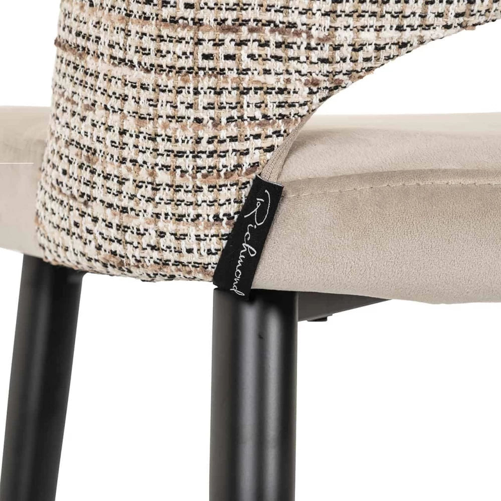 Scaun de insula tapitat cu Catifea/Stofa Bej cu picioare din Metal Negru H98.5xL47xA56cm Tabitha Richmond interiors