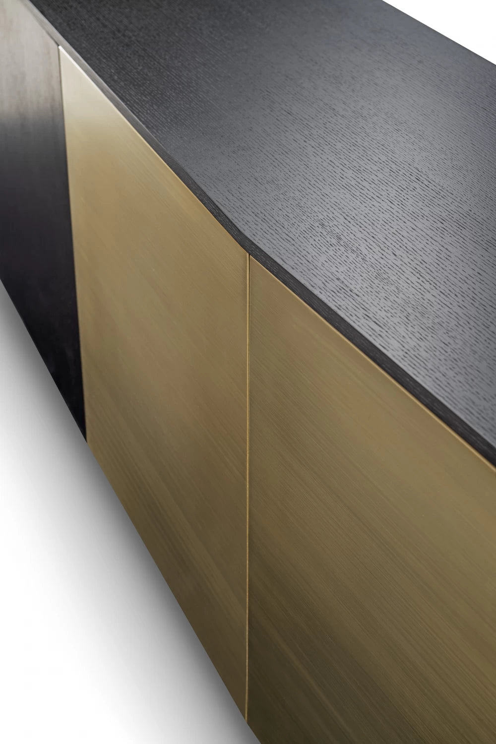 Comoda cu 4 usi din Furnir de stejar Negru si Metal Auriu L220xH80cm Dax