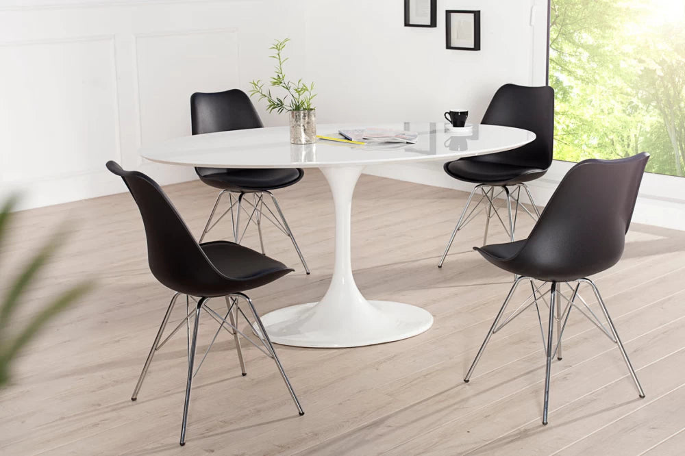 Set 4 scaune tapitat cu Piele artificiala Negru si picioare din Metal Argintiu H85xL50xA60cm Scandinavia masterpiece