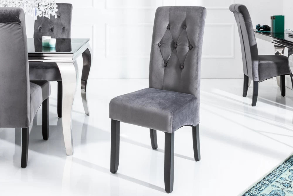 Set 2 scaune tapitat cu Catifea Gri si picioare din Lemn Negru H108xL48xA64cm Casa