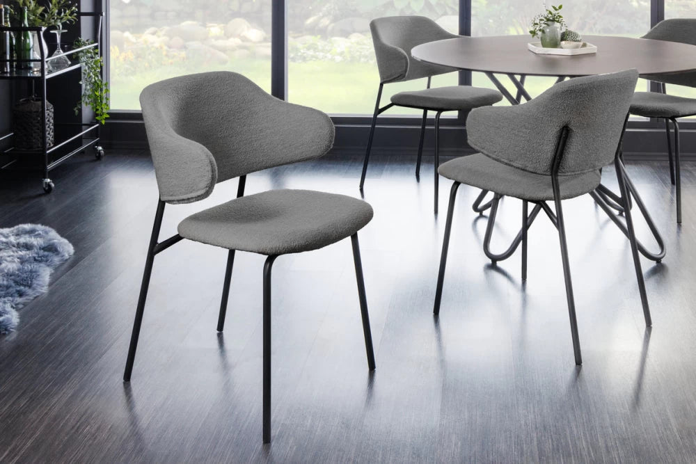 Set 2 scaune cu brate tapitat cu Stofa boucle Gri si picioare din Metal Negru H83xL58xA54cm Alpine