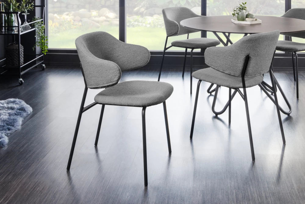 Set 2 scaune cu brate tapitat cu Stofa boucle Gri si picioare din Metal Negru H83xL58xA54cm Alpine