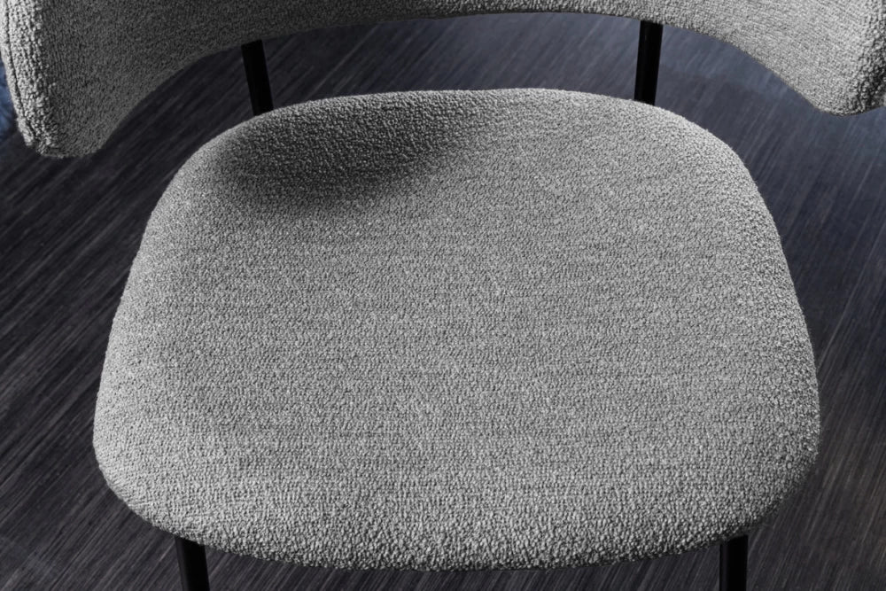 Set 2 scaune cu brate tapitat cu Stofa boucle Gri si picioare din Metal Negru H83xL58xA54cm Alpine