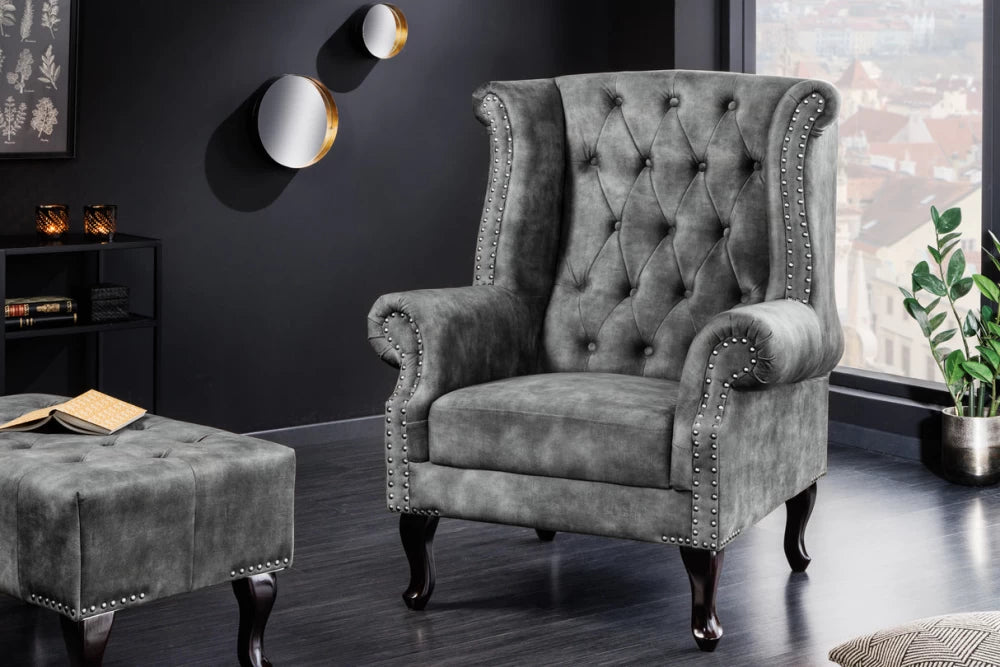 Fotoliu tapitat cu Microfibra Gri si picioare din Lemn de pin Maro inchis H105xL85xA75cm Chesterfield