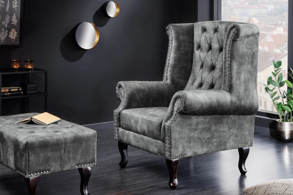 Fotoliu tapitat cu Microfibra Gri si picioare din Lemn de pin Maro inchis H105xL85xA75cm Chesterfield